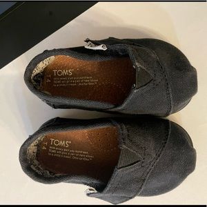 Toms, Size T4, Tiny Alpargata Black